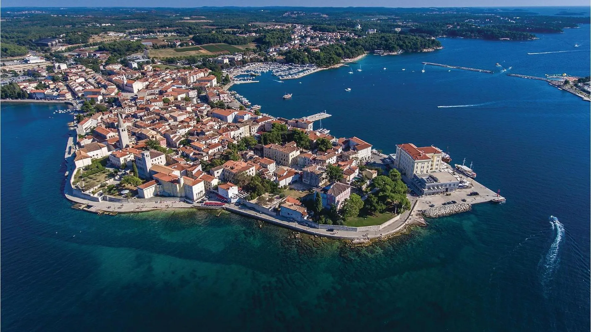 Gorgeous Apartment In Novigrad With Kitchen